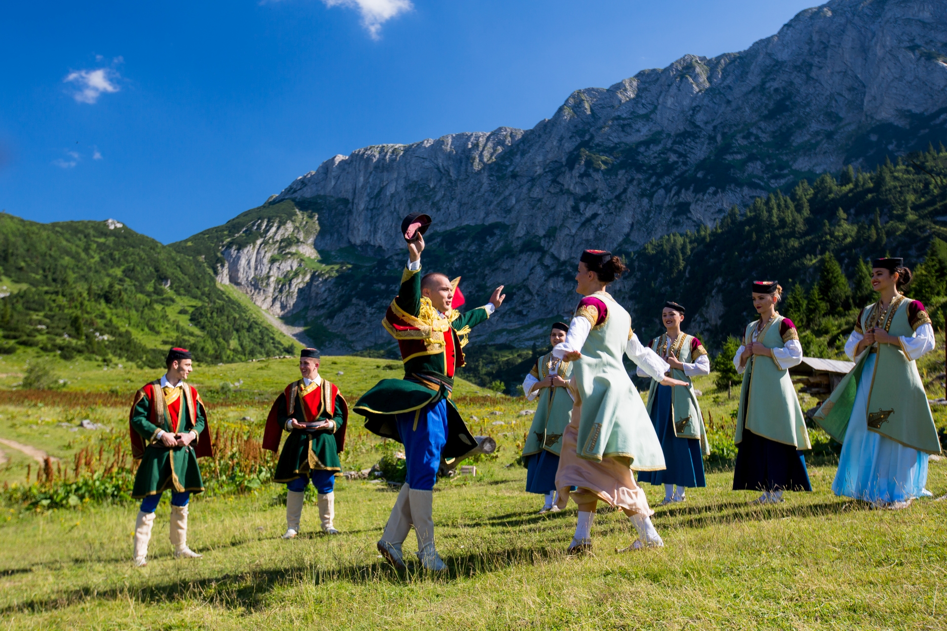 Montenegrói folklór